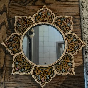 Custom mirror